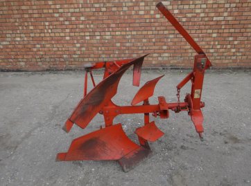 Single furrow plough