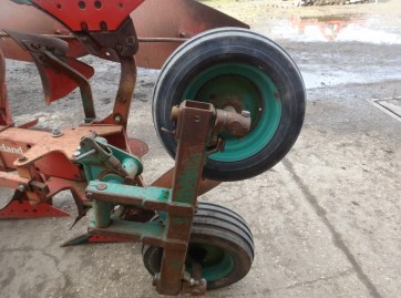 Kverneland LO-85-300