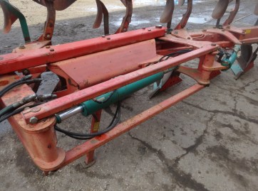 Kverneland LO-85-300
