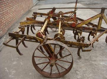 Leverton Drag