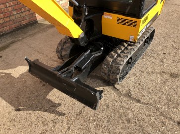 JCB 15C-1