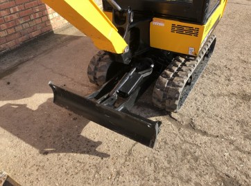 JCB 15C-1