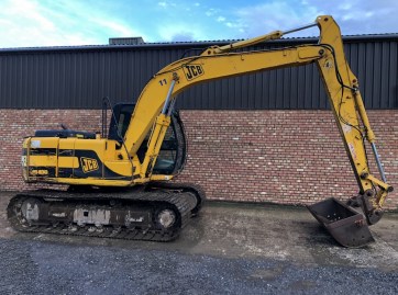 JCB JS130