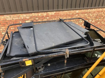 JCB JS130