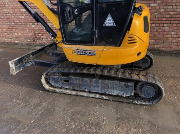 JCB 8030