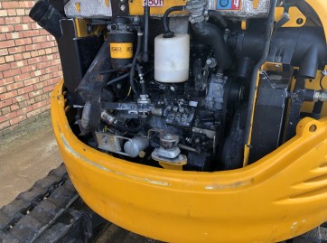 JCB 8030