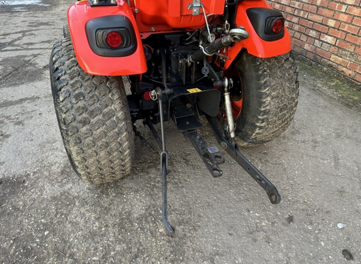 Kioti 2810