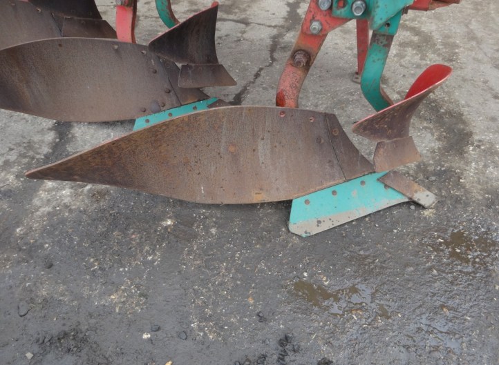 Kverneland LO-85-300