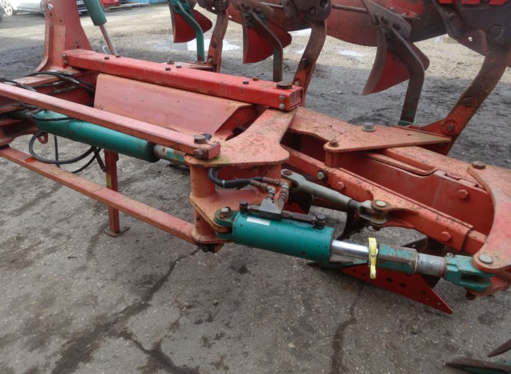 Kverneland LO-85-300