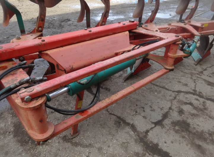 Kverneland LO-85-300