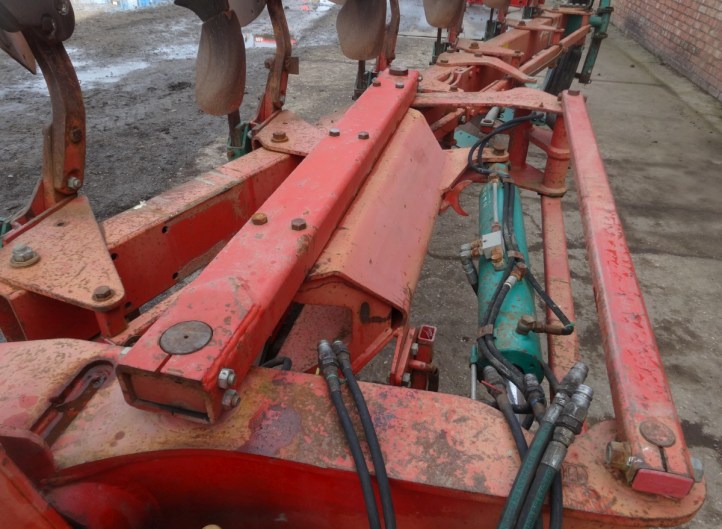 Kverneland LO-85-300