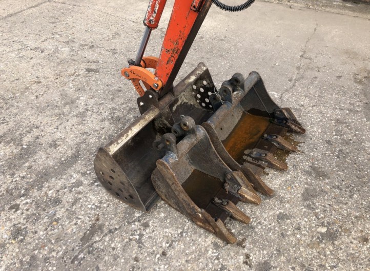 Kubota KX36-2 mini digger