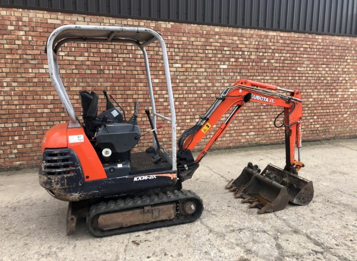 Kubota KX36-2 mini digger