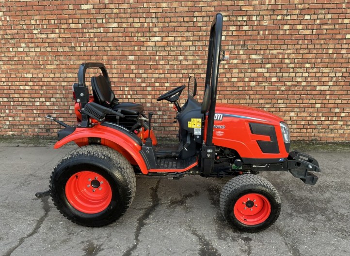 Kioti 2810