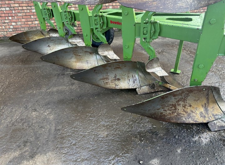 Dowdeswell DP120S