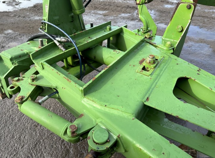 Dowdeswell DP120S