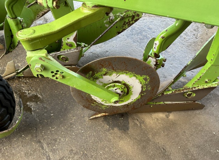 Dowdeswell DP120S