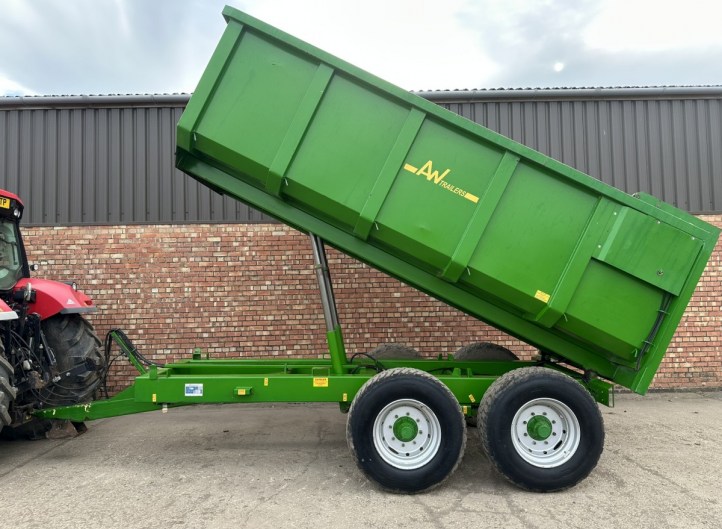 A W Trailer
