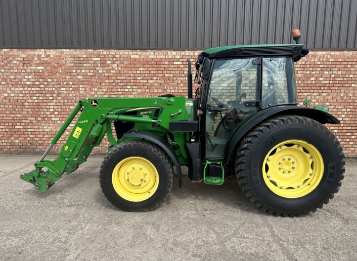 John Deere 5090G