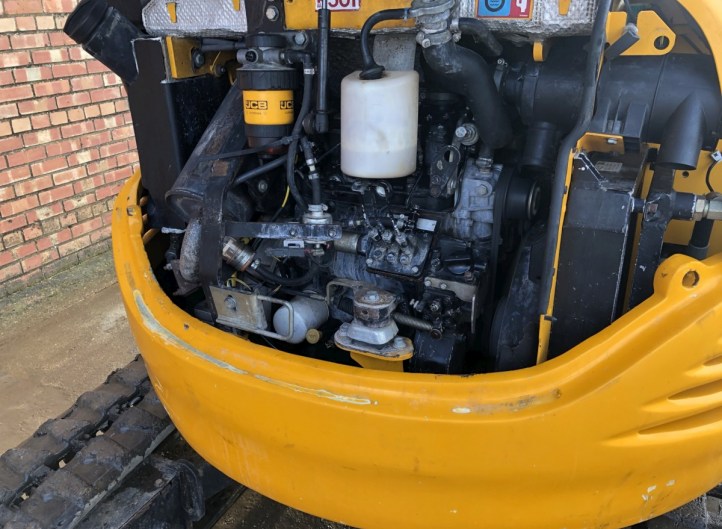 JCB 8030